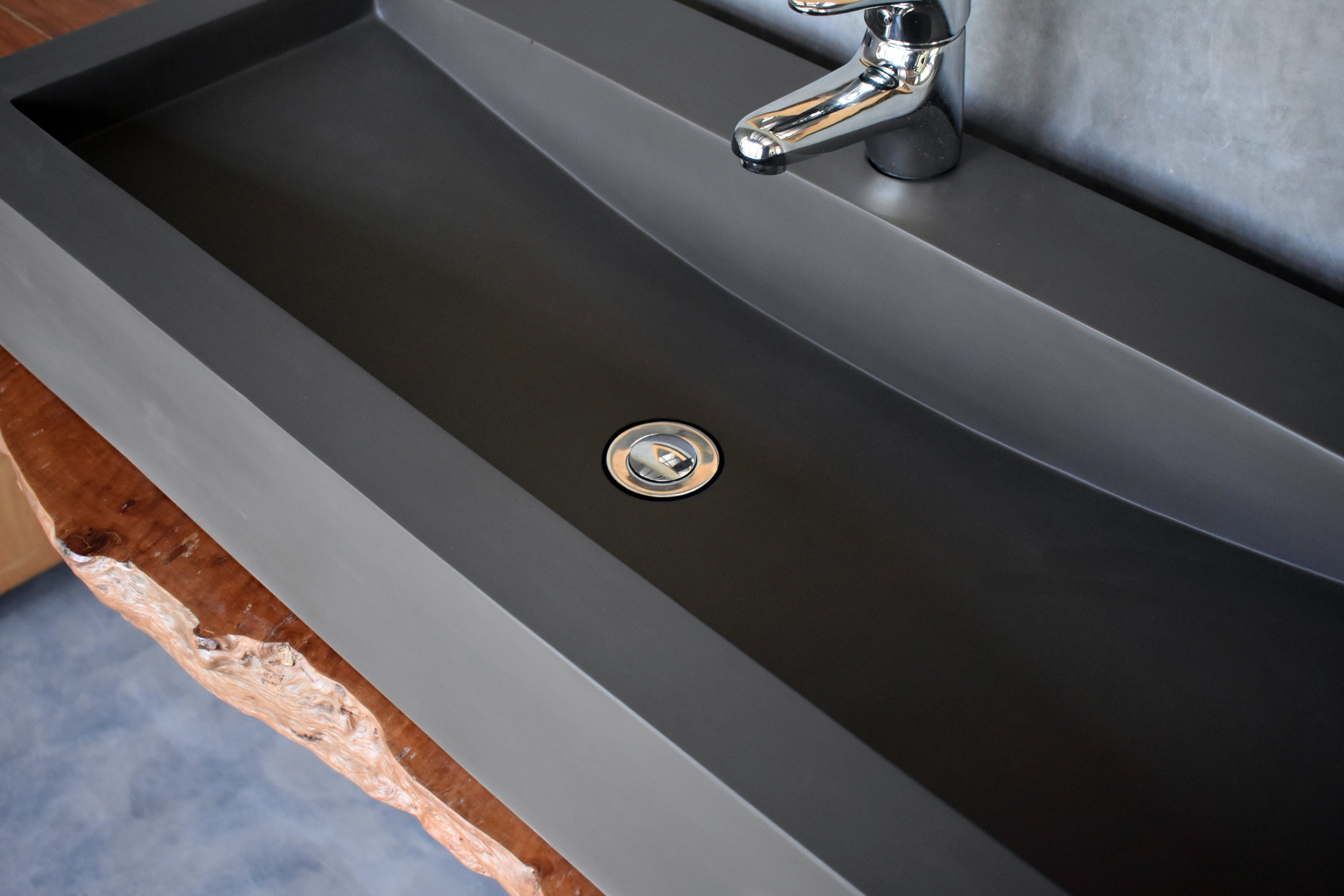 Horizon Dark Grey Concrete Basin